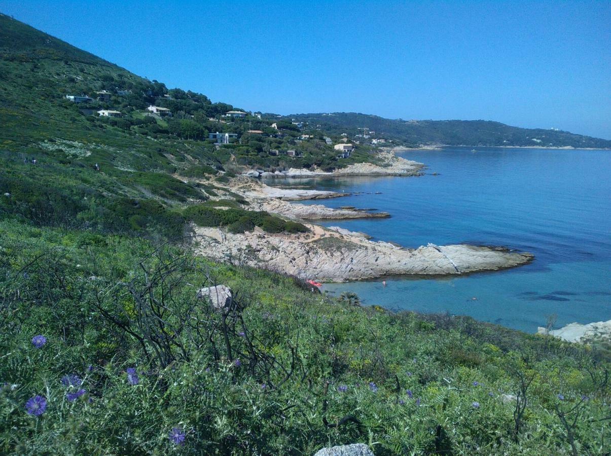 شقة Les Restanques, Bastides Vue Golfe Saint Tropez غريمو المظهر الخارجي الصورة