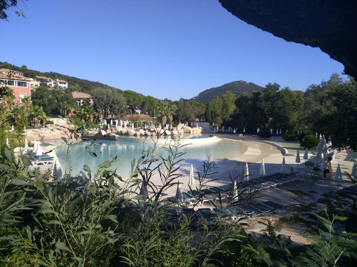 شقة Les Restanques, Bastides Vue Golfe Saint Tropez غريمو المظهر الخارجي الصورة
