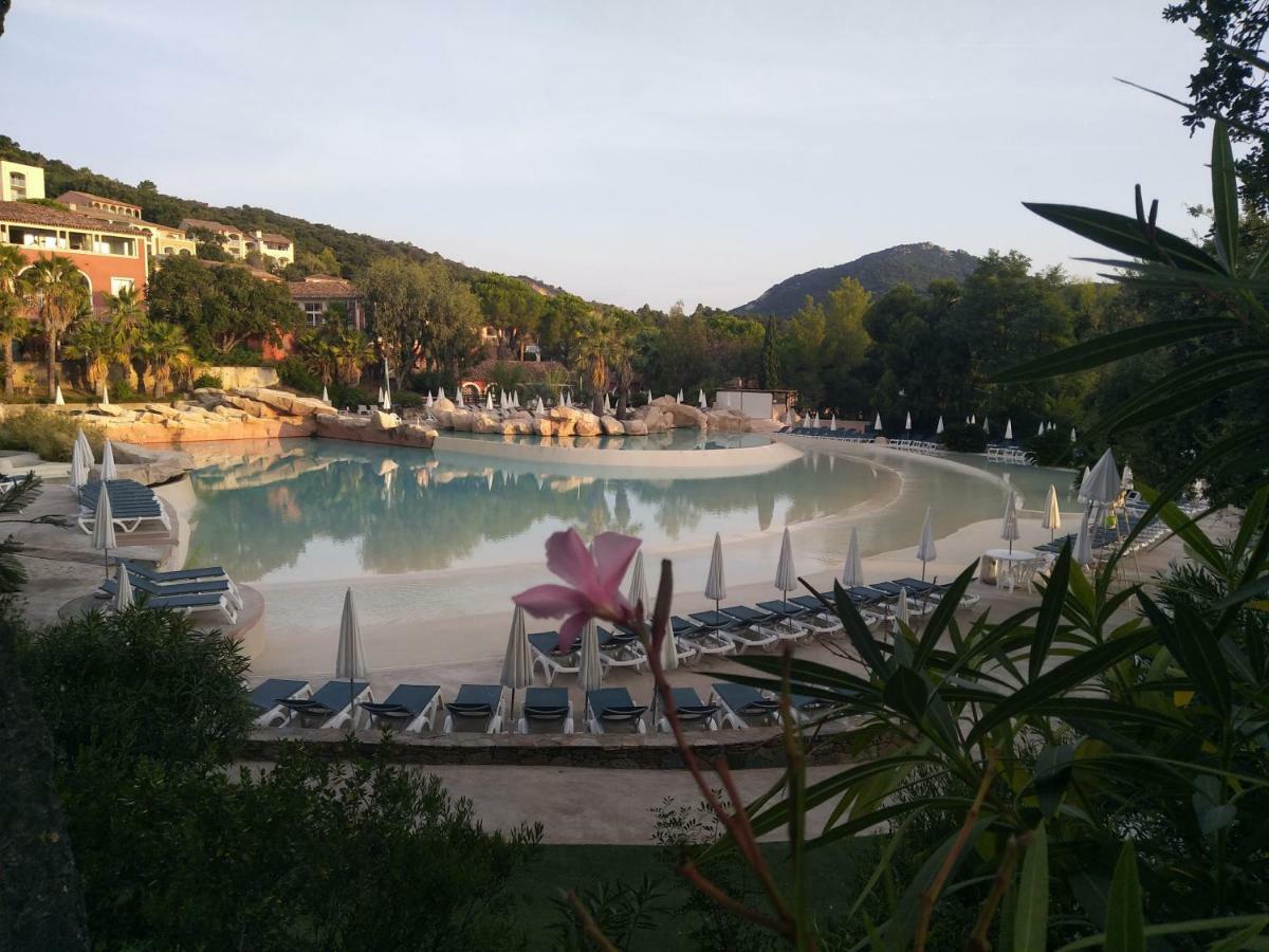شقة Les Restanques, Bastides Vue Golfe Saint Tropez غريمو المظهر الخارجي الصورة